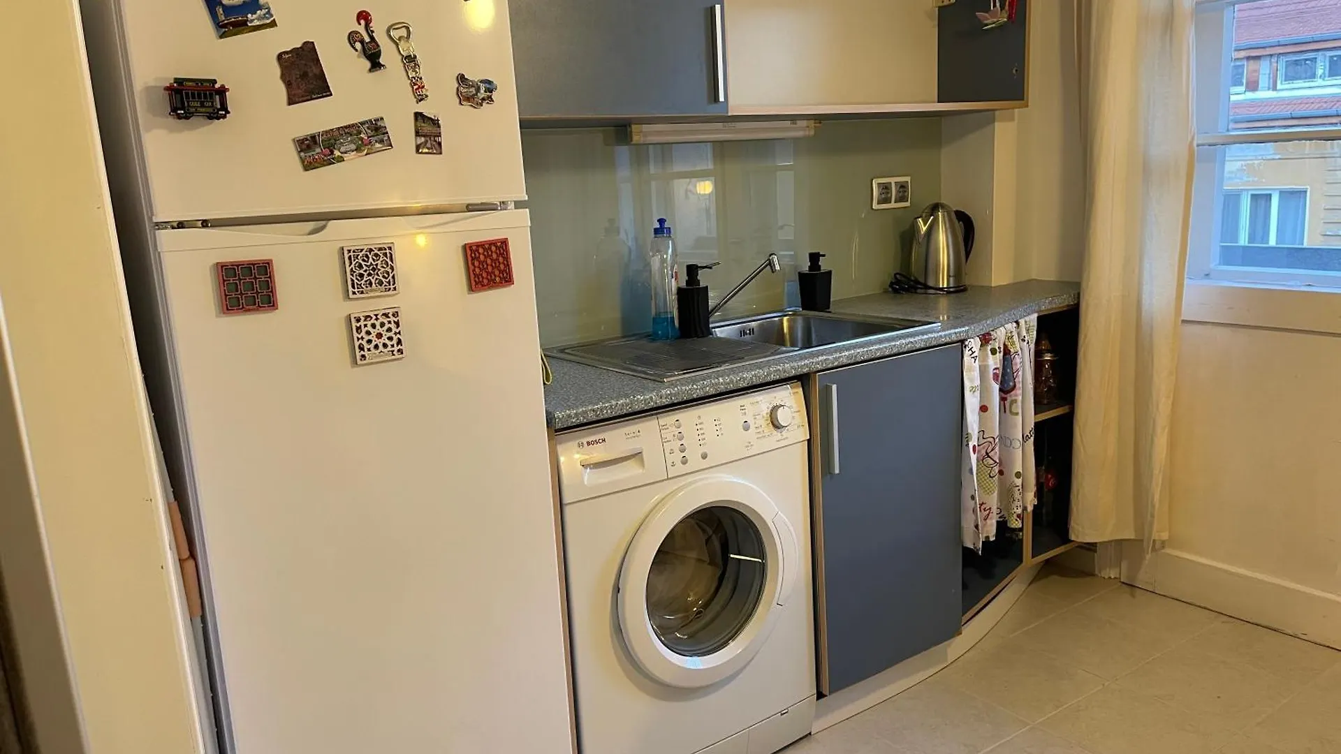 Art City Studio In Sofia Center Apartment